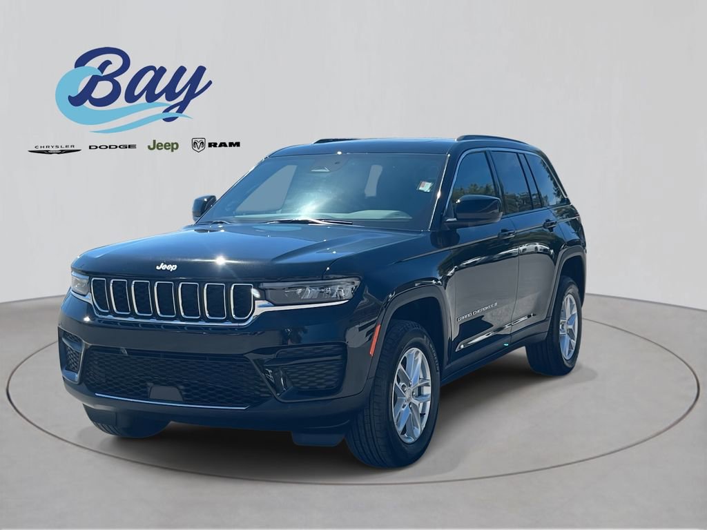New 2025 Jeep Grand Cherokee Laredo X w/ Luxury Tech Group I