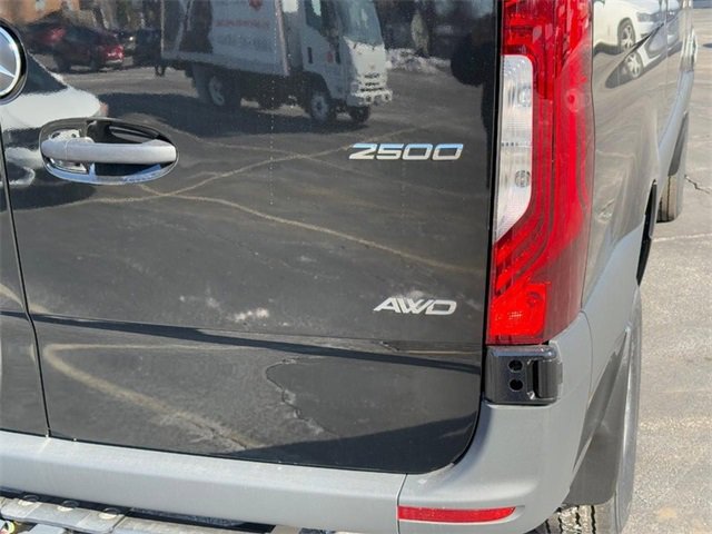 New 2025 Mercedes-Benz Sprinter 2500 image 4
