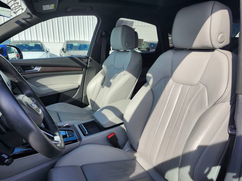 Certified 2022 Audi Q5 2.0T Premium Plus w/ Premium Plus Package AWD/4WD image 9