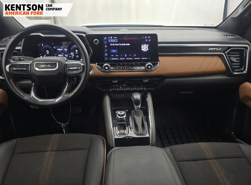 Used 2024 GMC Canyon AT4 image 8