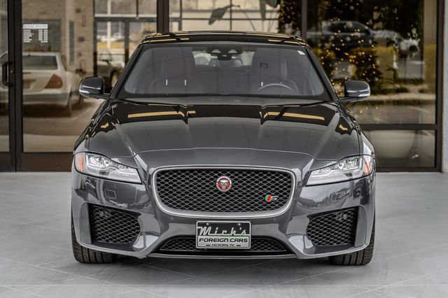 Used 2018 Jaguar XF S image 5