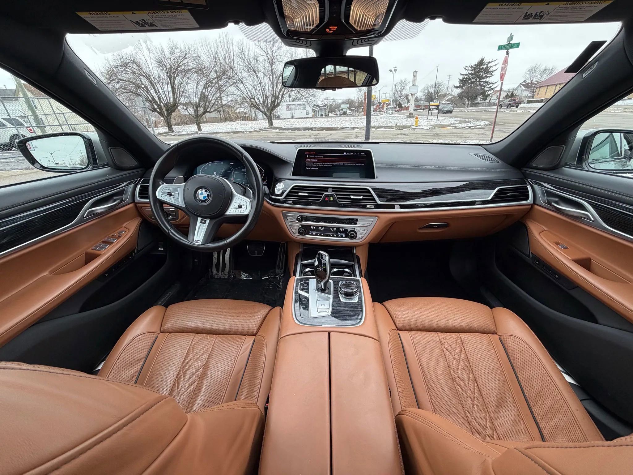 Used 2022 BMW 740i xDrive w/ M Sport Package image 19