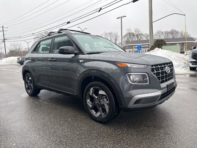 Certified 2026 Hyundai Venue SEL image 4