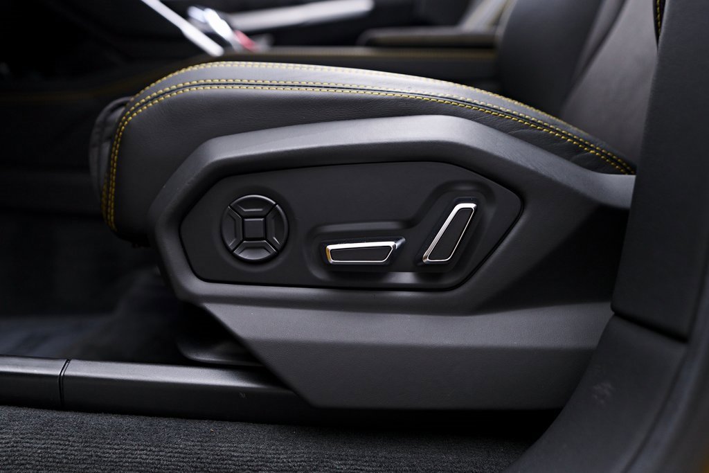 Used 2021 Lamborghini Urus image 41