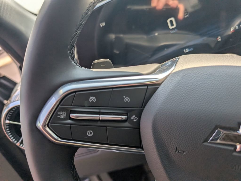 New 2026 Chevrolet Equinox LT FWD image 17