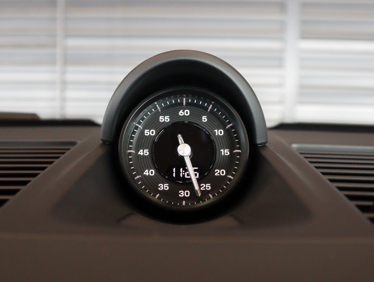 New 2026 Porsche 911 Carrera image 26