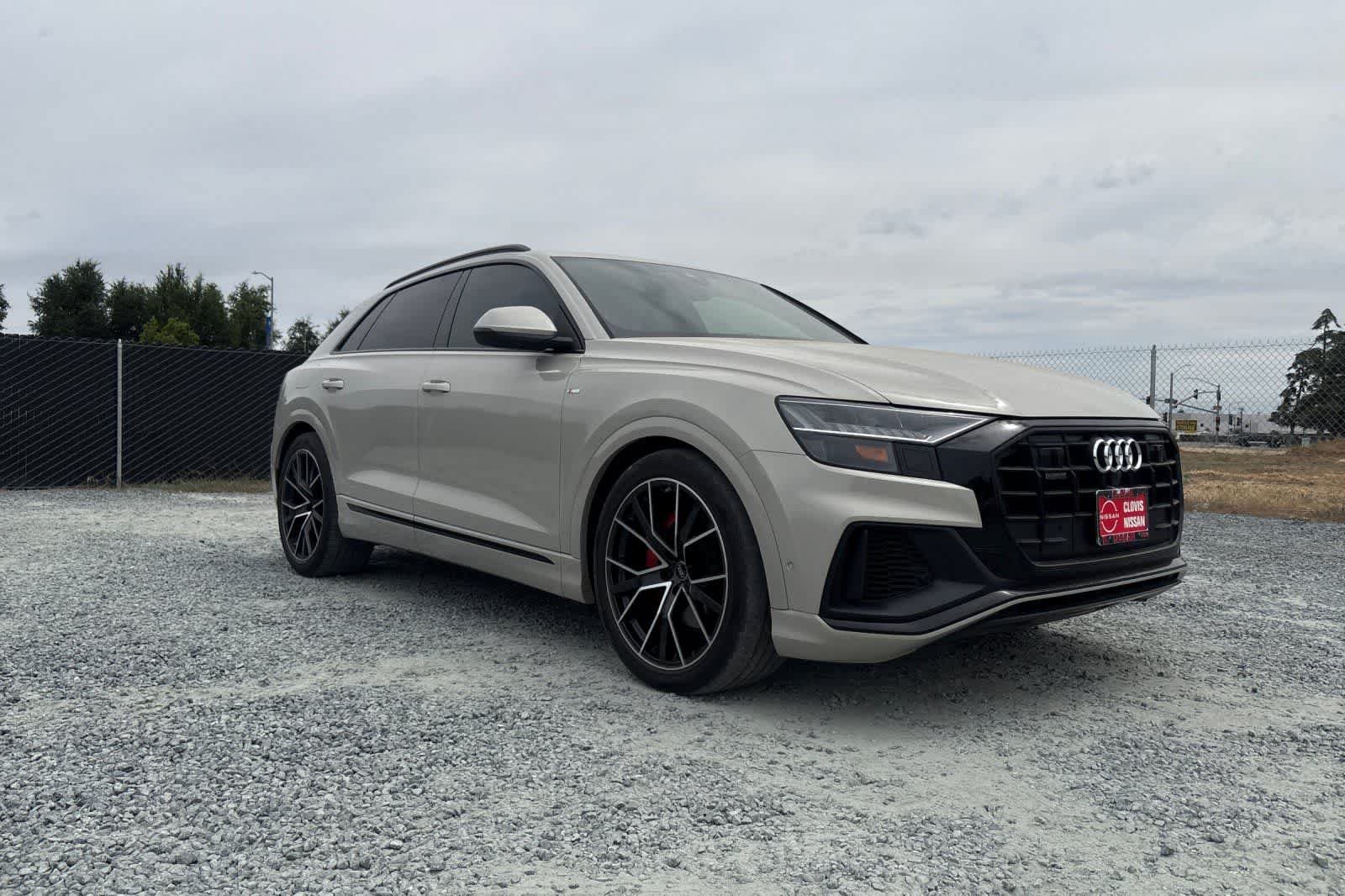 Used 2023 Audi Q8 Prestige w/ Prestige Package AWD/4WD image 10