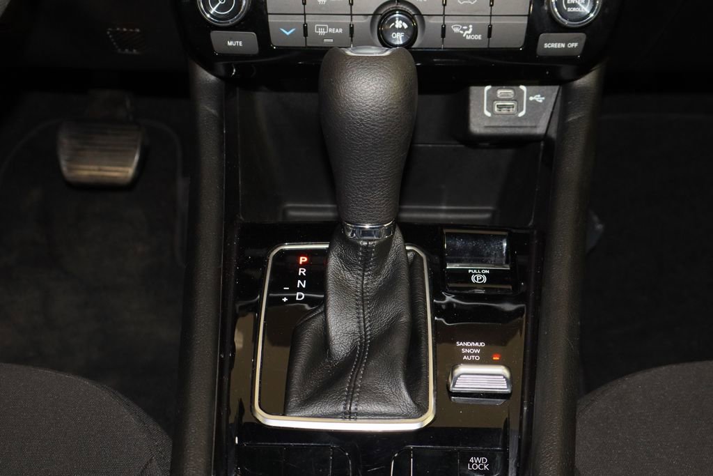 Used 2023 Jeep Compass Sport image 13