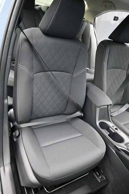 Used 2026 Toyota Corolla LE image 14