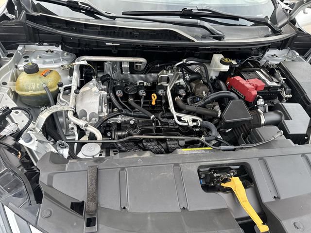 Used 2021 Nissan Rogue SV w/ Premium Package image 22