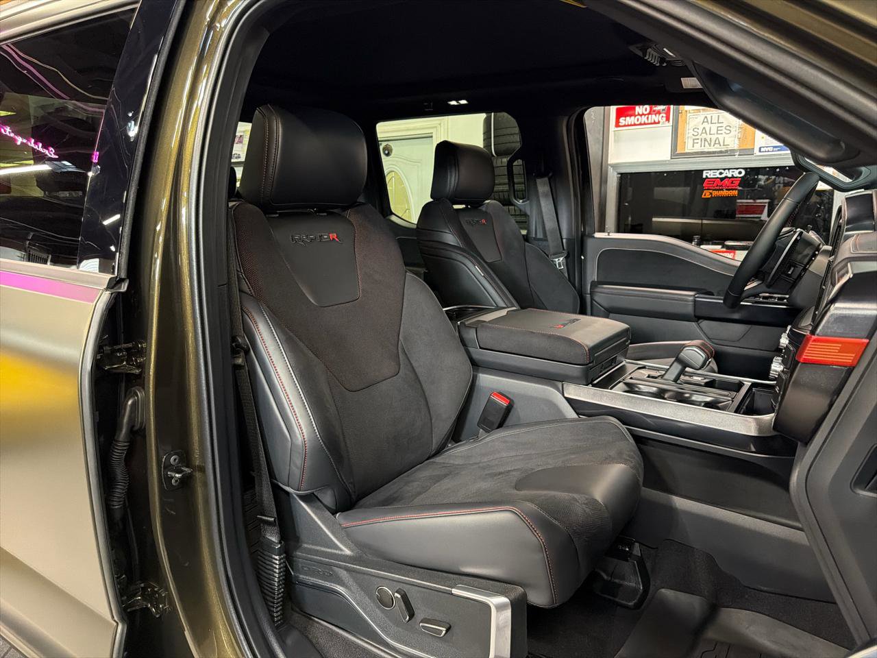 Used 2025 Ford F150 Raptor w/ Equipment Group 803A Raptor R image 20