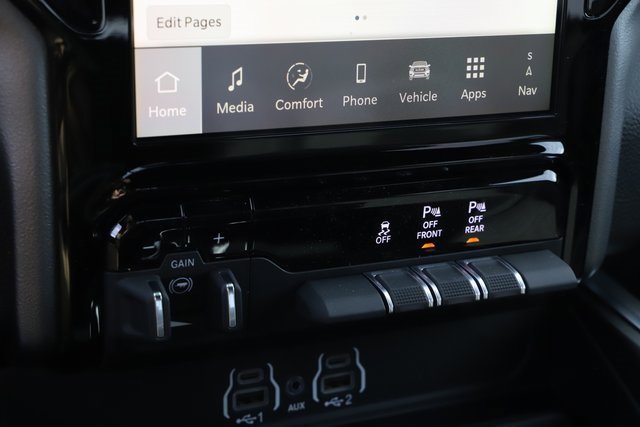 New 2026 RAM 1500 4x4 Crew Cab image 30