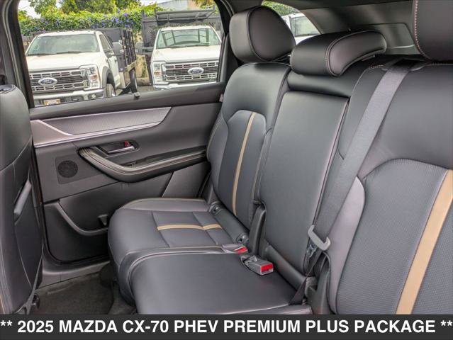 Certified 2025 MAZDA CX-70 Plug-In Hybrid w/ Premium Plus AWD/4WD image 11