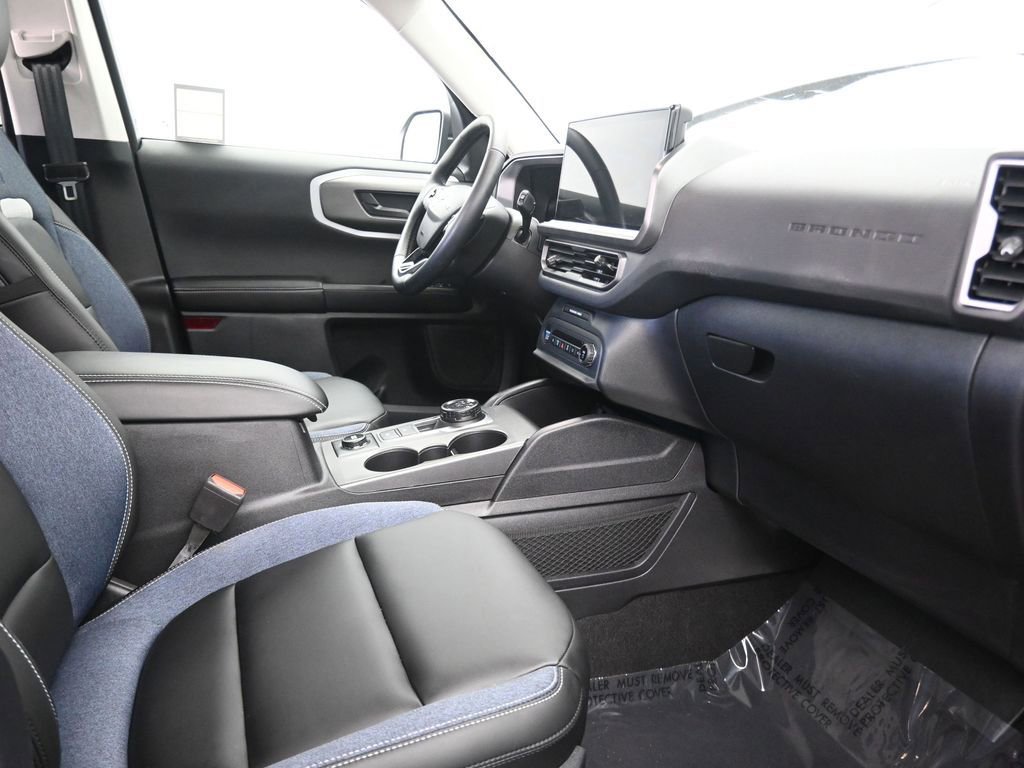 Used 2025 Ford Bronco Sport Outer Banks image 19