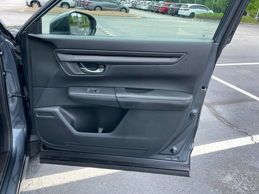 Certified 2025 Honda CR-V EX image 29