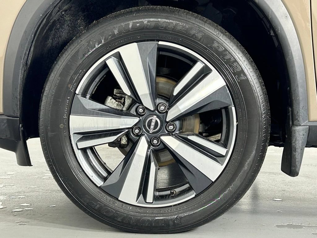 Used 2024 Nissan Rogue SL w/ SL Premium Package AWD/4WD image 37