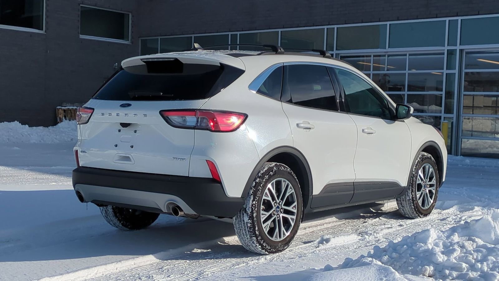 Used 2022 Ford Escape SEL image 8