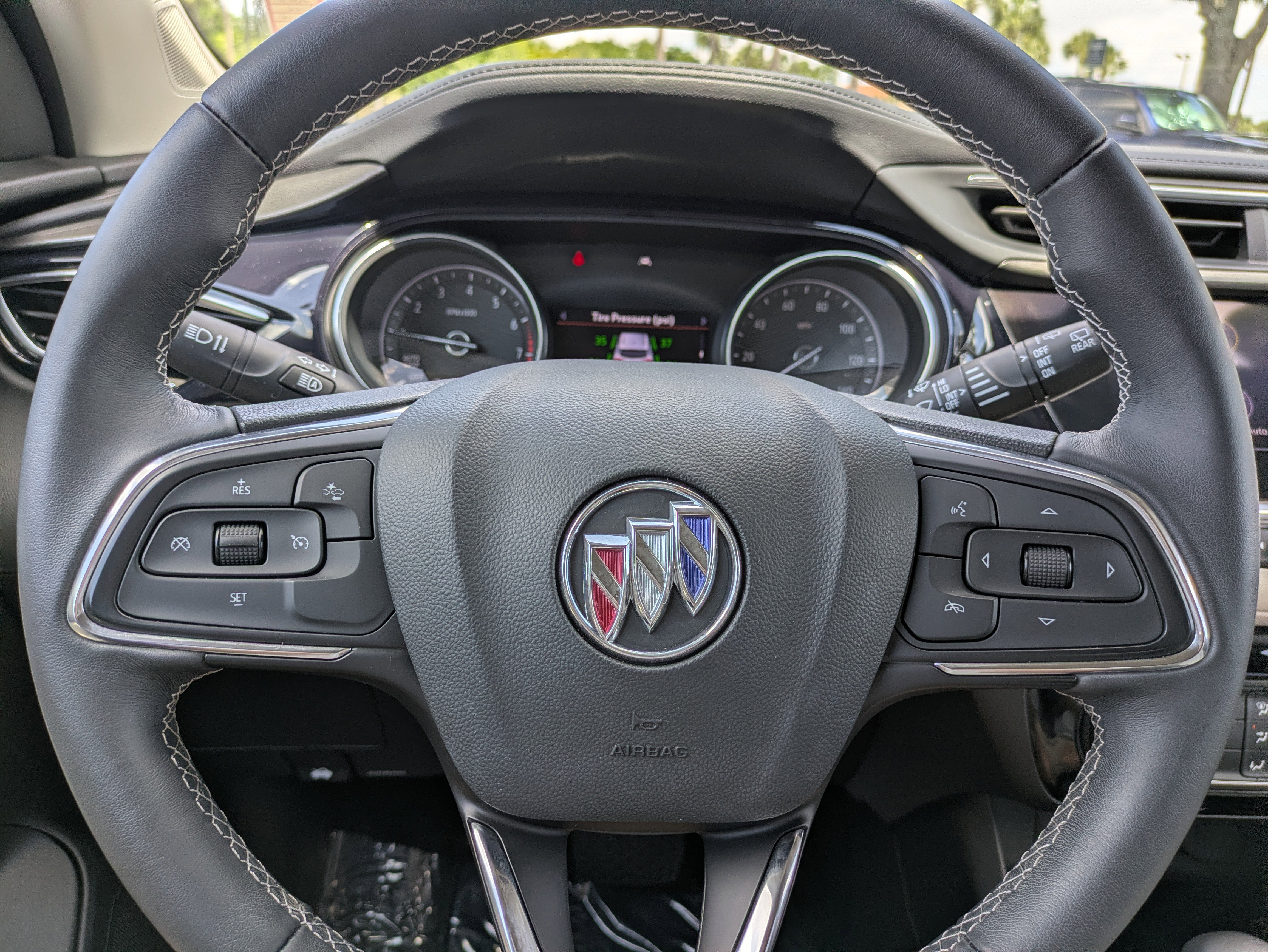 Used 2023 Buick Encore GX Preferred w/ Cold Weather Comfort Package FWD image 22