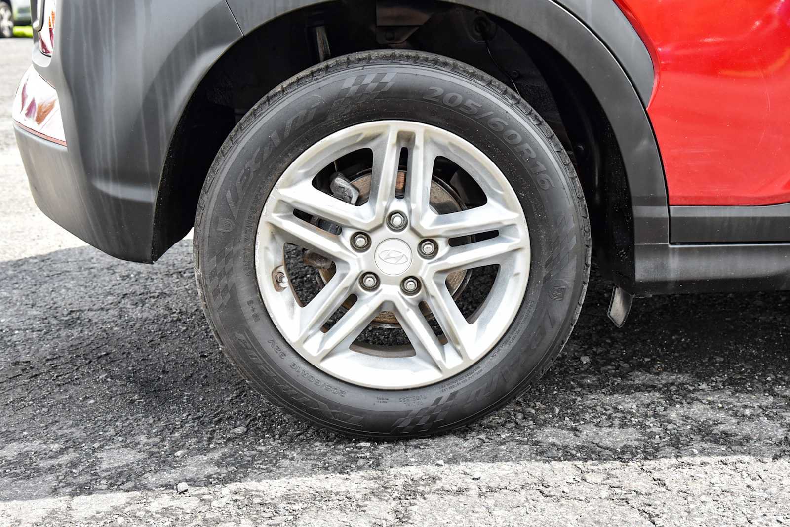 Used 2019 Hyundai Kona SE FWD image 12