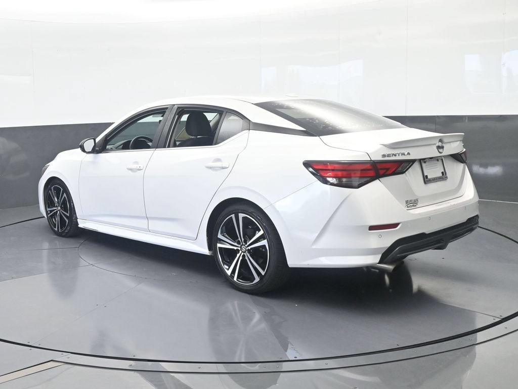 Used 2020 Nissan Sentra SR w/ Electronics Package FWD image 4