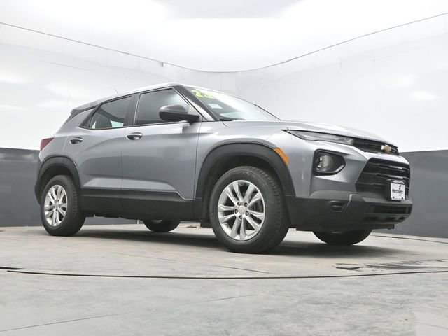 Used 2023 Chevrolet TrailBlazer LS AWD/4WD image 31