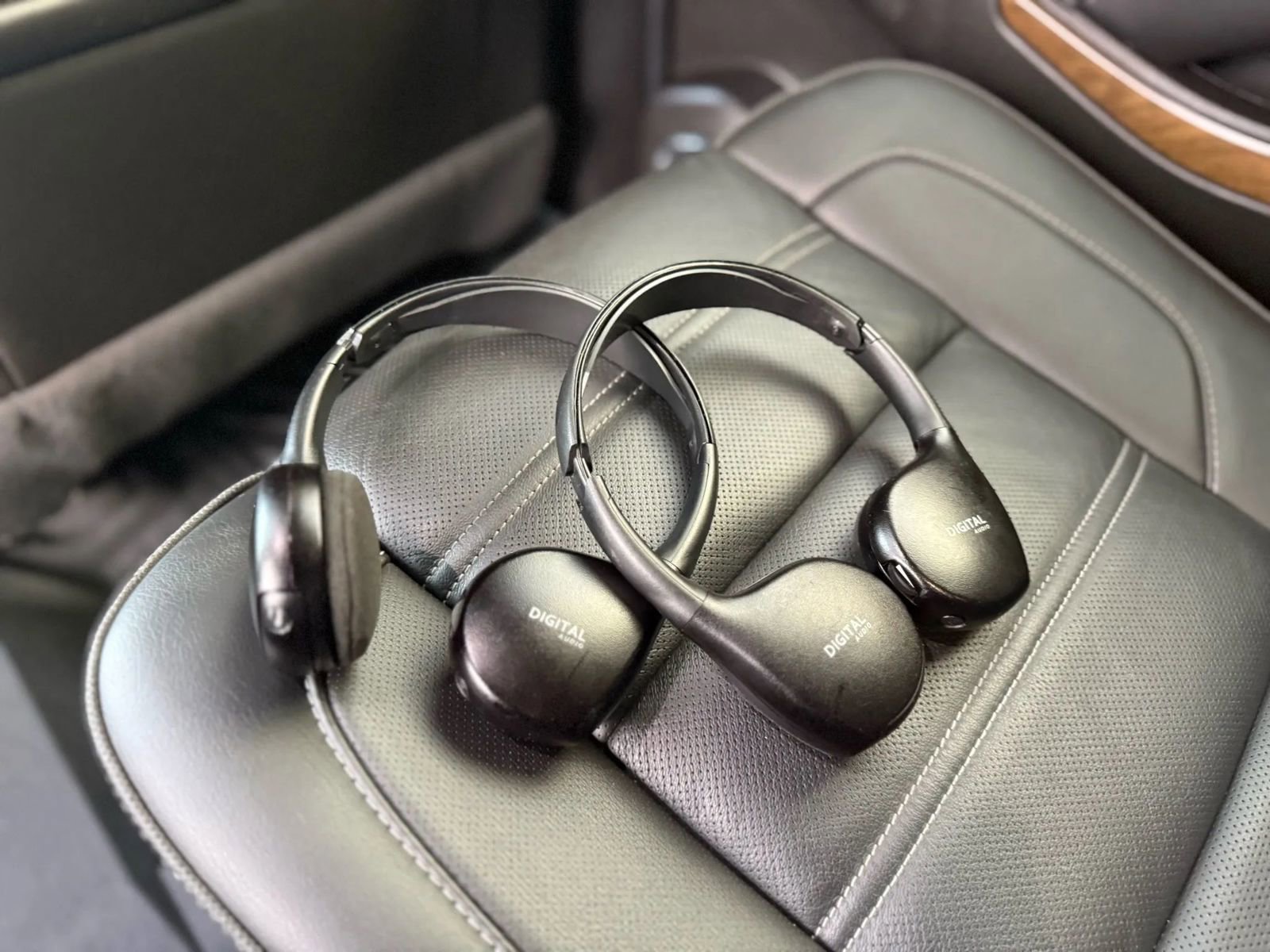 Used 2019 GMC Yukon Denali w/ Denali Ultimate Package image 41