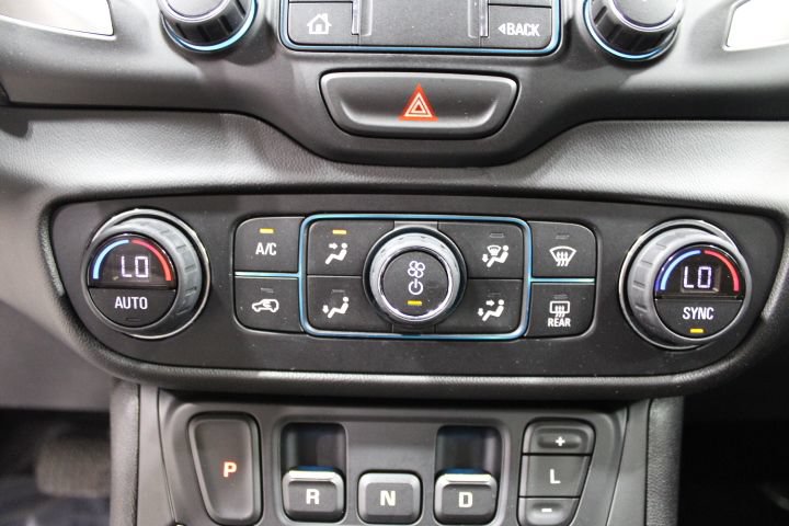 Used 2021 GMC Terrain SLT w/ Elevation Edition AWD/4WD image 37
