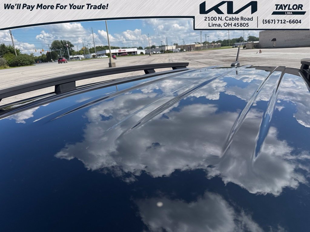 Used 2023 Kia Sorento AWD image 14