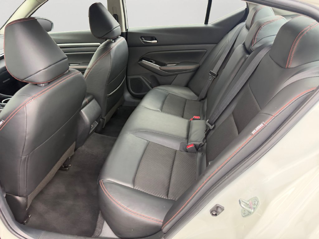 Used 2025 Nissan Altima 2.5 SR AWD/4WD image 15