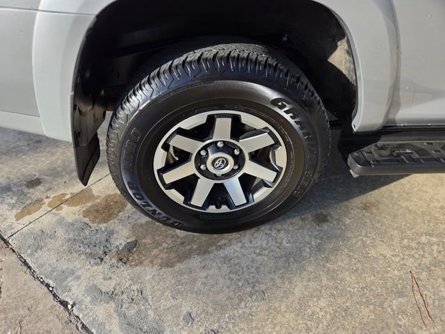 Used 2024 Toyota 4Runner TRD Off-Road image 13