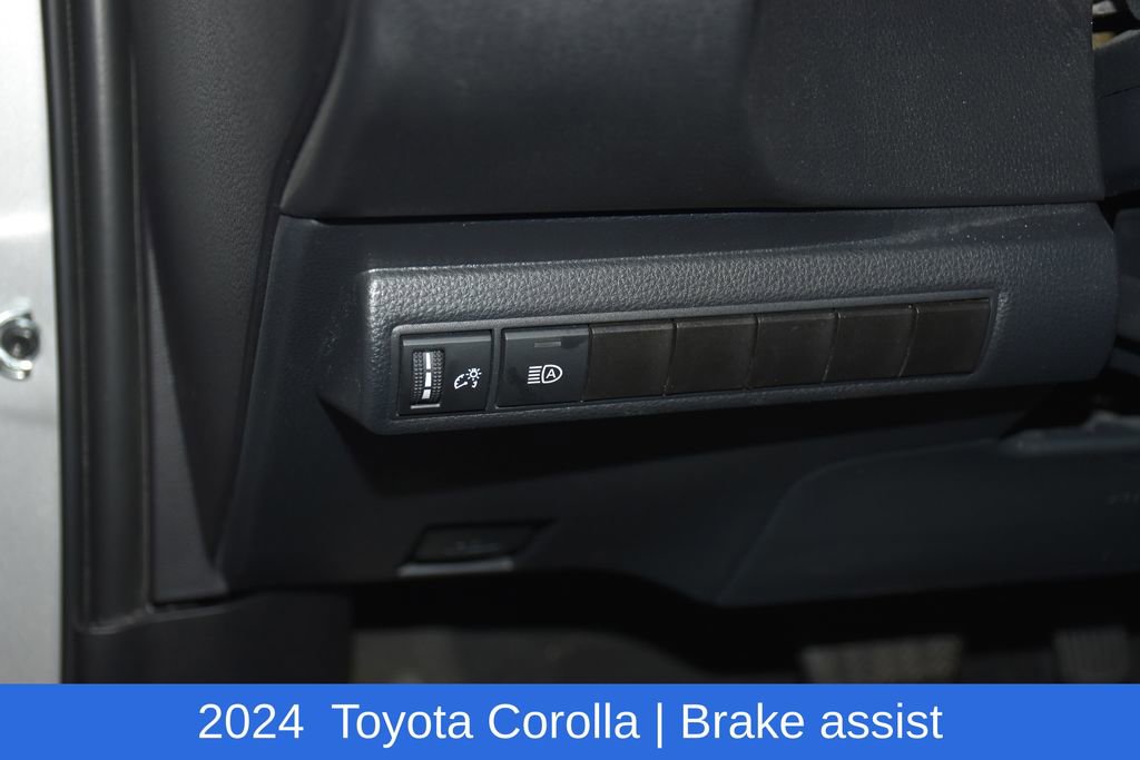 Used 2024 Toyota Corolla LE image 9