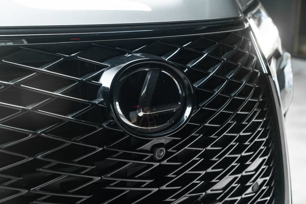 Used 2024 Lexus LX 600 F Sport AWD/4WD image 6