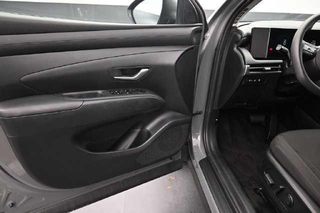 Used 2026 Hyundai Tucson SEL FWD image 21