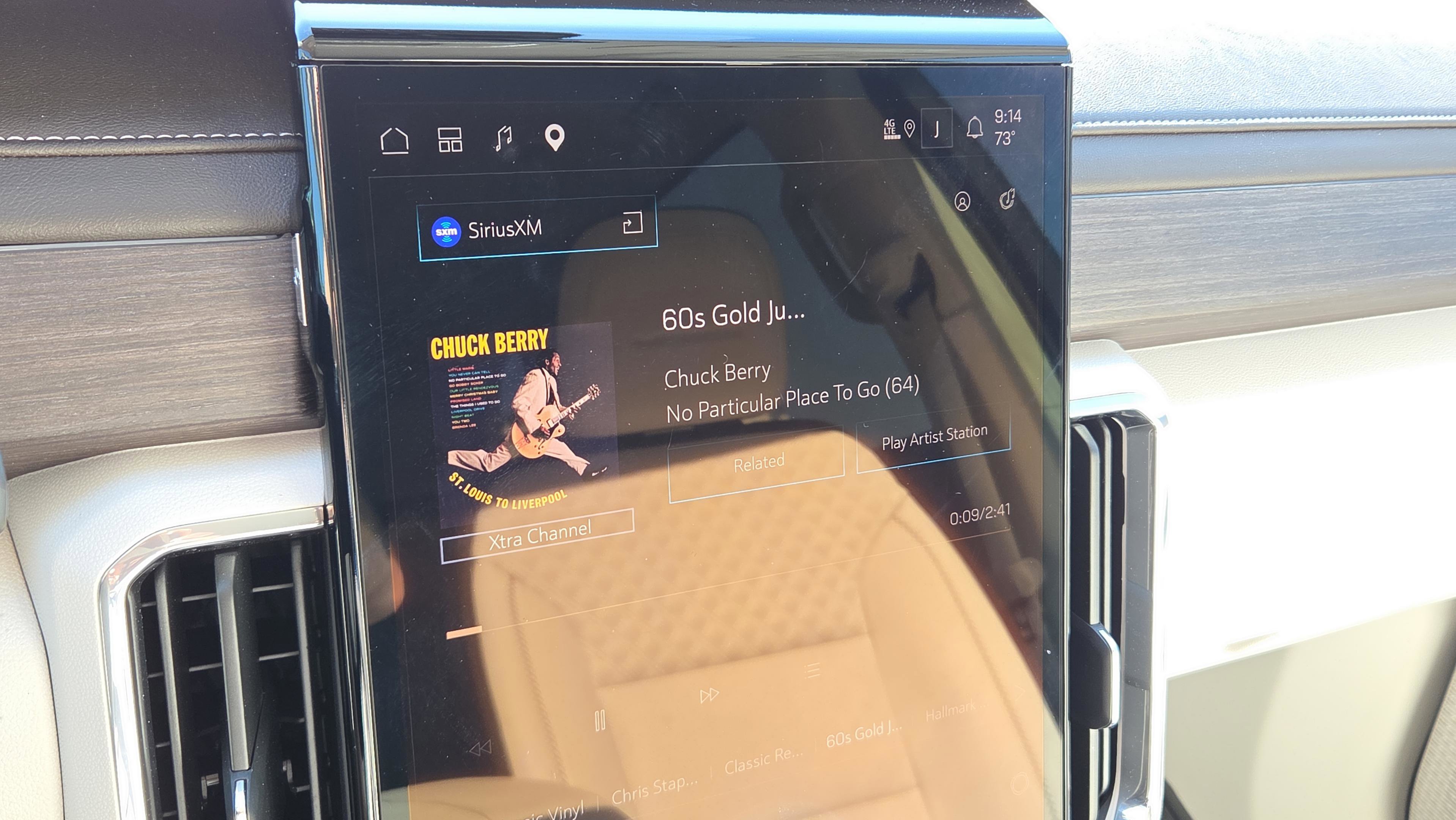 Used 2024 GMC Acadia Denali w/ Super Cruise Package image 22