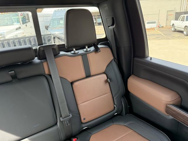 Used 2023 Chevrolet Silverado 3500 High Country AWD/4WD image 52