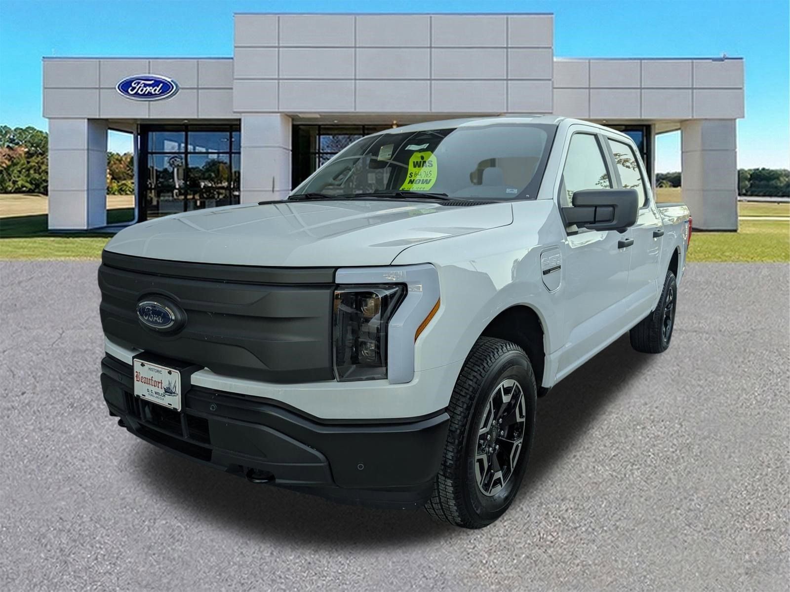 New 2023 Ford F150 Lightning Pro w/ Tow Technology Package image 6