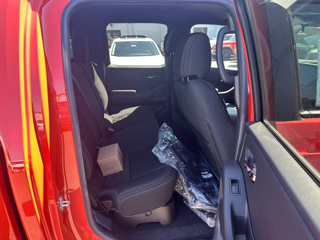 New 2025 Nissan Frontier PRO-4X w/ Pro Convenience Package image 26