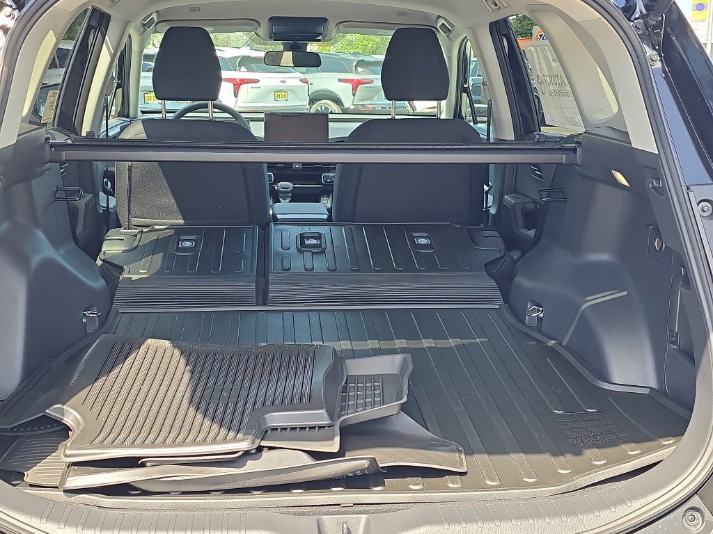 New 2026 Toyota RAV4 LE AWD/4WD image 10