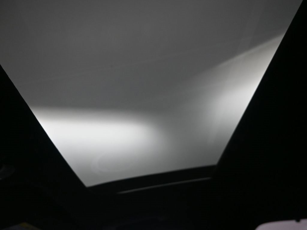 Certified 2025 Kia Sorento SX Prestige w/ Sage Leather Package image 30