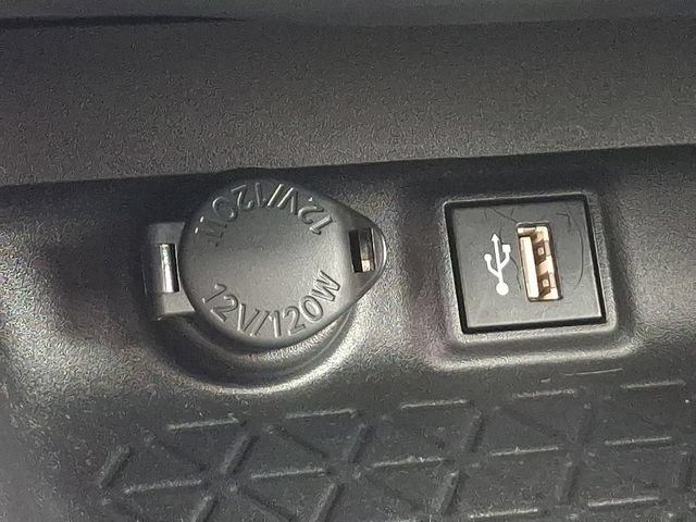 Used 2023 Toyota RAV4 SE w/ Convenience Package AWD/4WD image 17