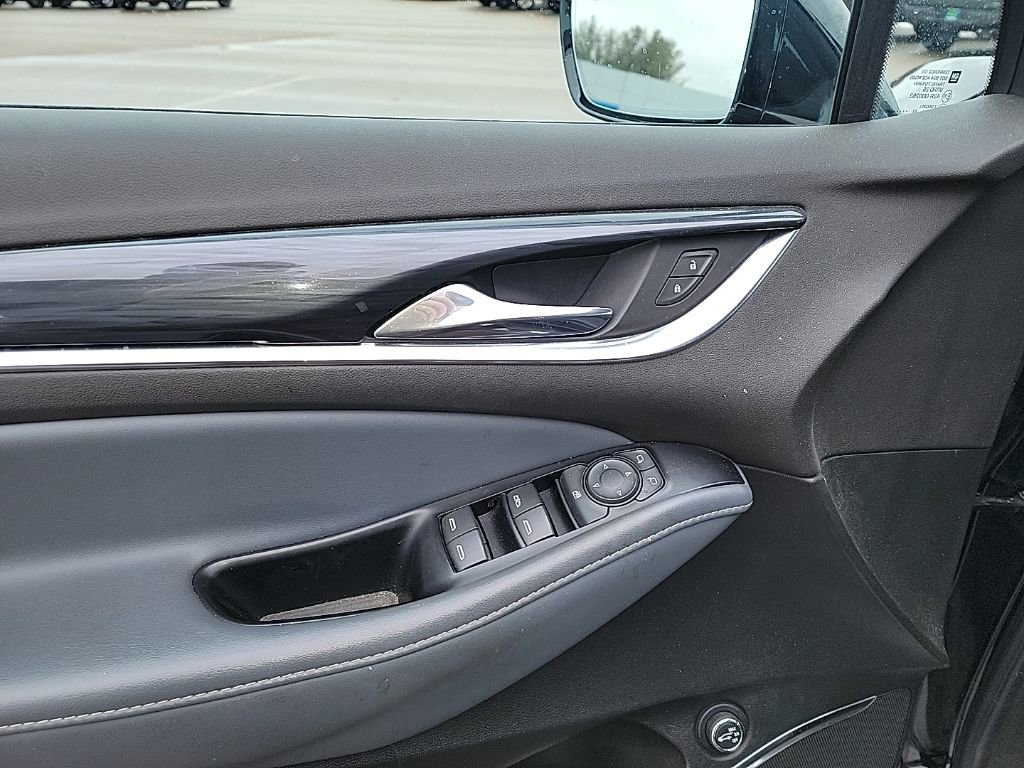 Used 2024 Buick Enclave Essence w/ Experience Buick Package image 22