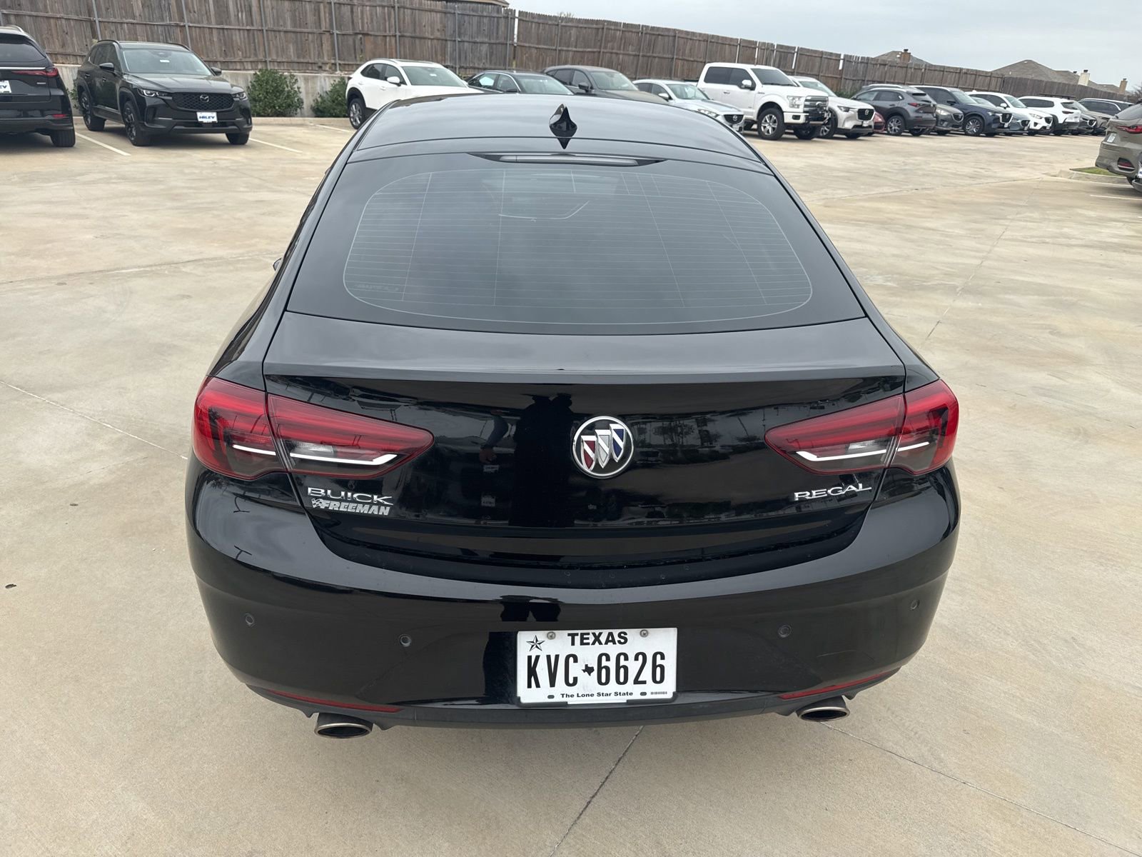 Used 2018 Buick Regal Essence w/ Driver Confidence Package #1 image 6