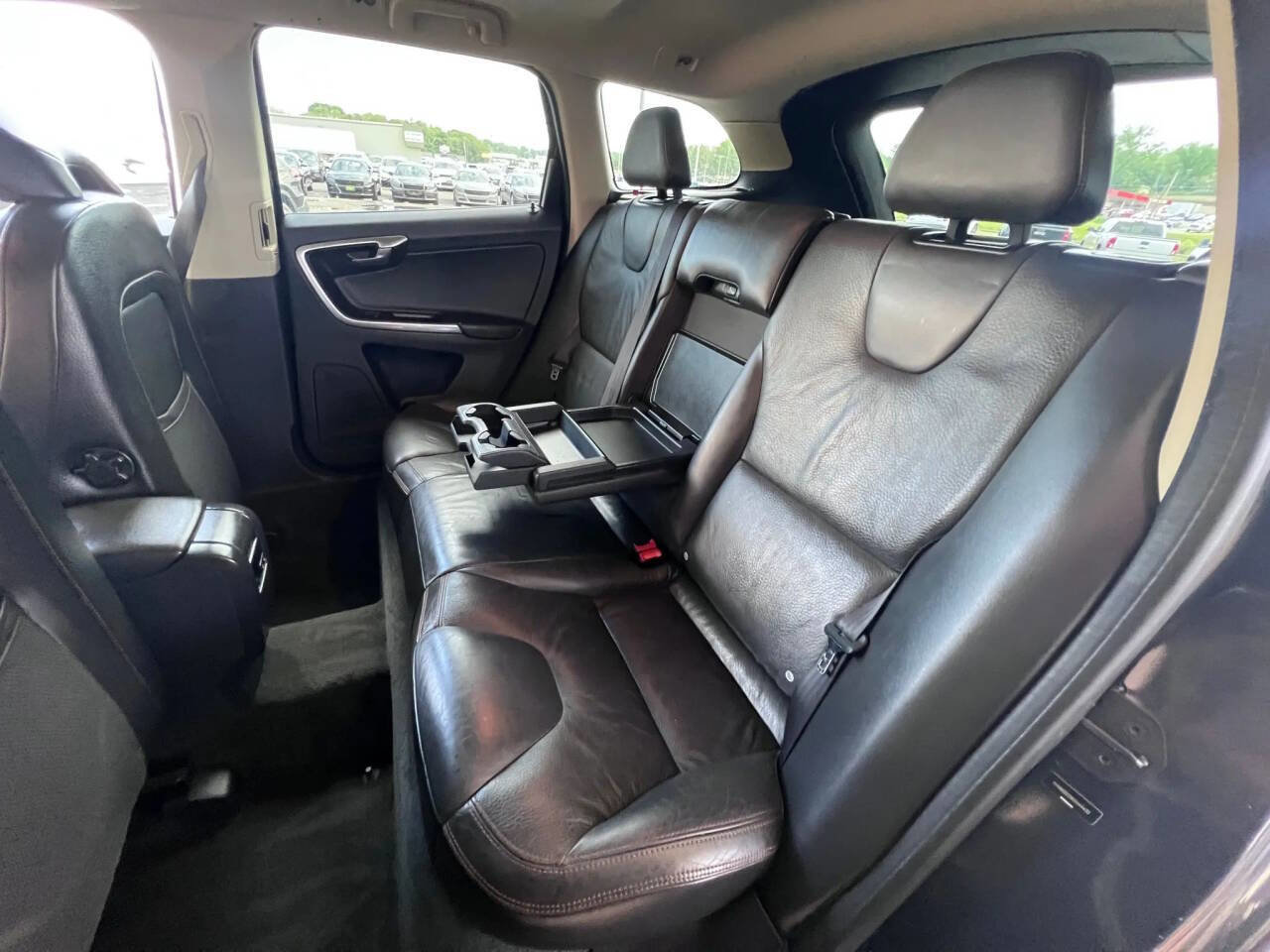 Used 2013 Volvo XC60 T6 image 15