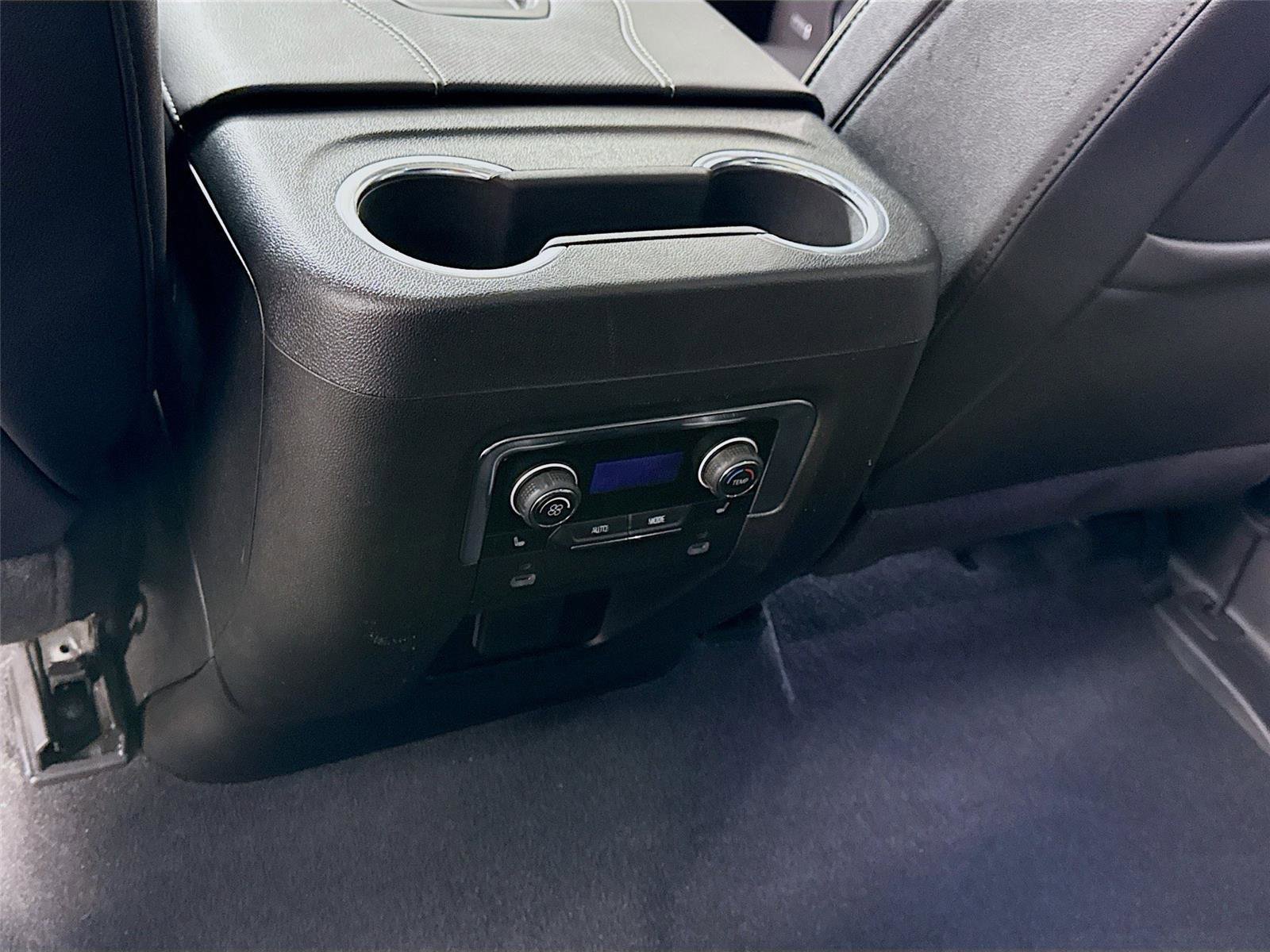 Used 2024 Chevrolet Tahoe Premier w/ Premium Package image 20