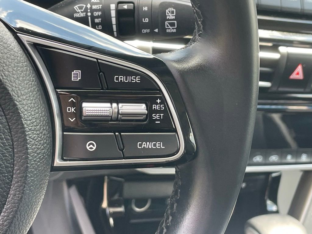 Certified 2022 Kia Seltos EX image 29