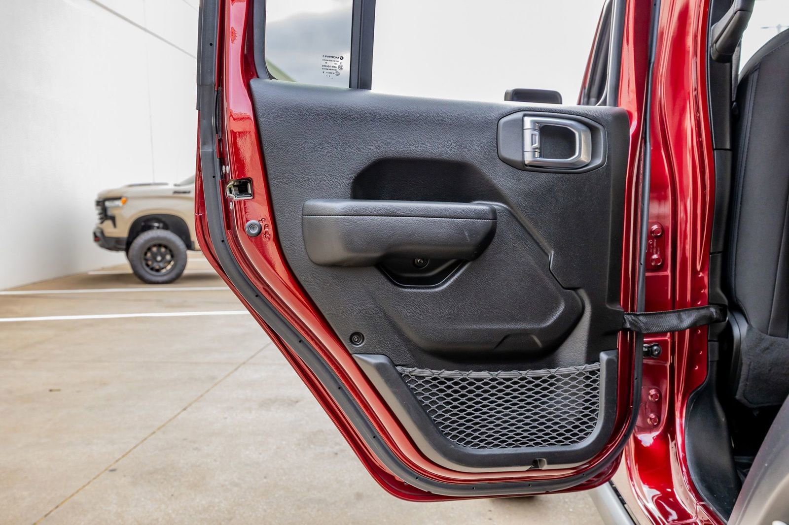 Used 2022 Jeep Wrangler Unlimited Sport image 38