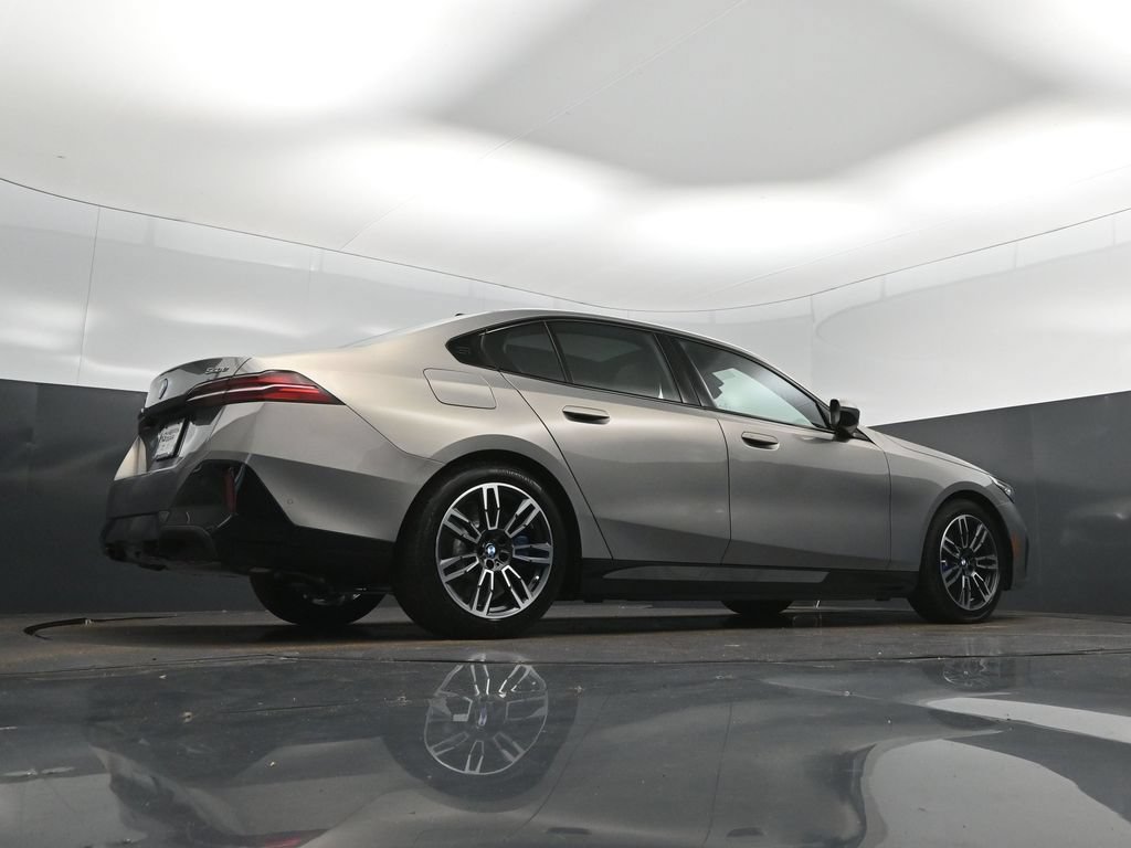 New 2027 BMW 550e xDrive w/ Premium Package AWD/4WD image 42
