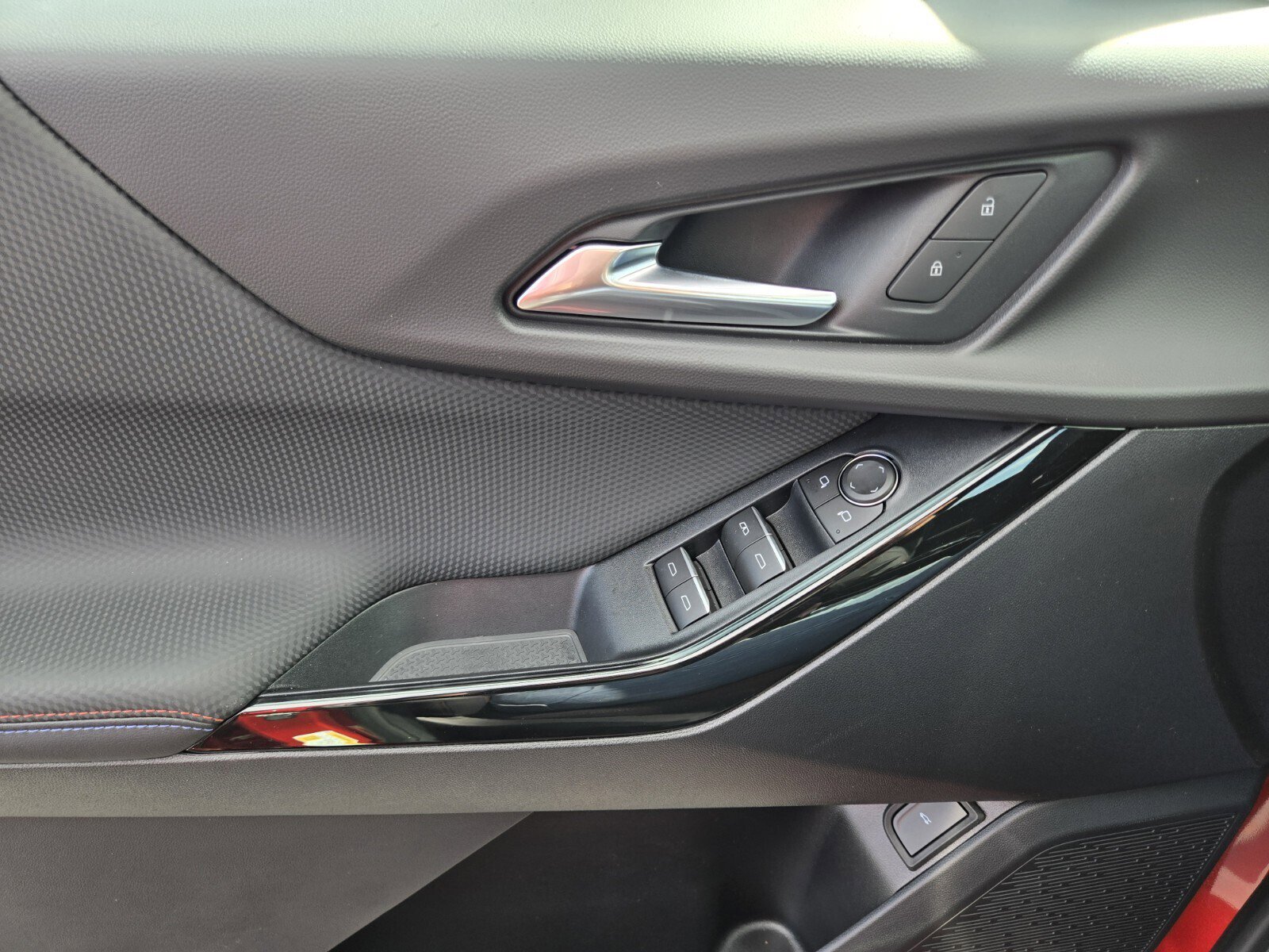 New 2026 Chevrolet Equinox RS image 11