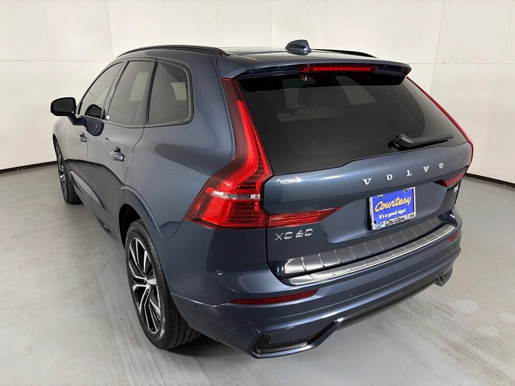 Used 2023 Volvo XC60 B5 Plus w/ Climate Package FWD image 6
