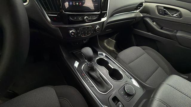 Used 2023 Chevrolet Traverse LT image 14